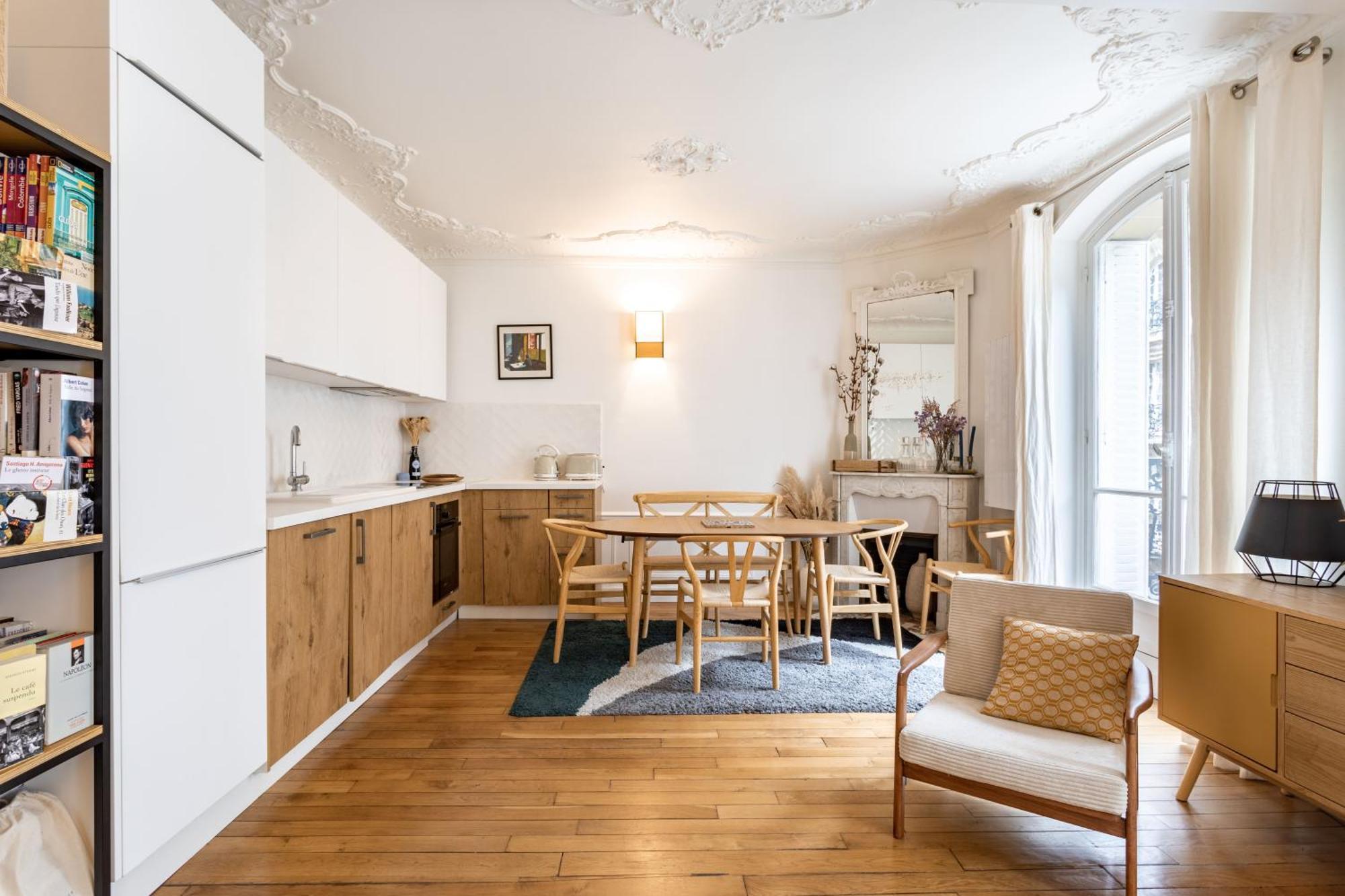 Montmartre // Lovely Flat For ! París